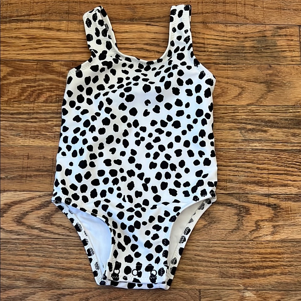 Bathing suits - Picture 3 of 8